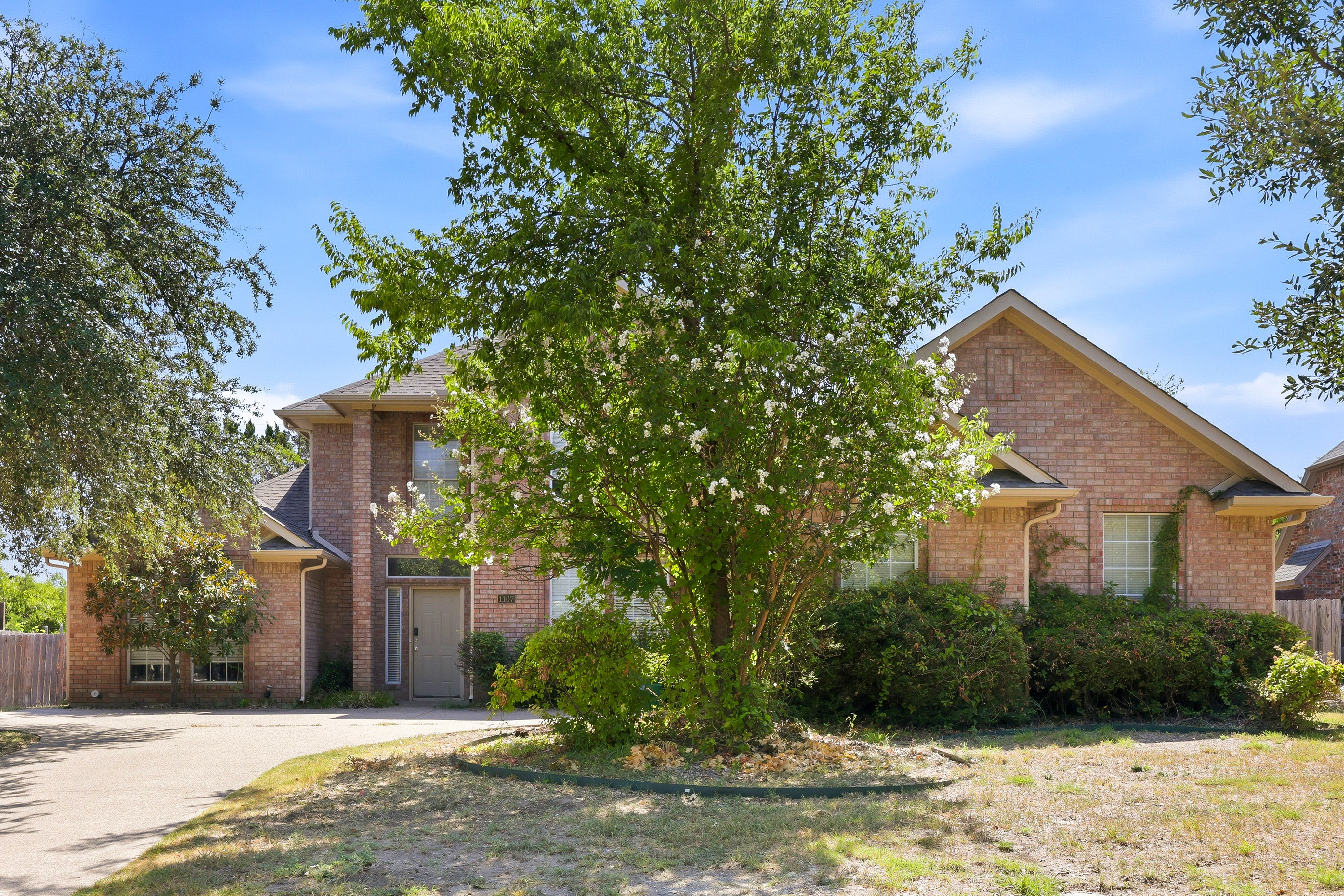 1107 Heather Circle Cedar Hill, TX 75104